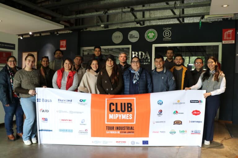 Socios del Club Mipymes visitaron la fábrica textil Blue Desing