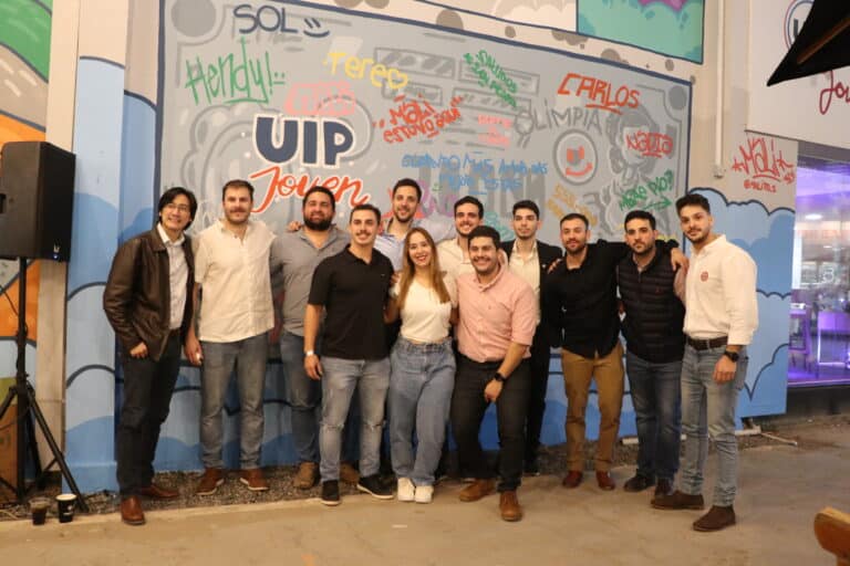 UIP Joven celebró una noche de integración en su pabellón de la Expo