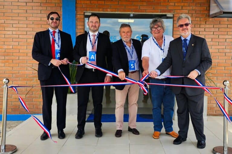 Molecor inauguró nueva planta en Villeta