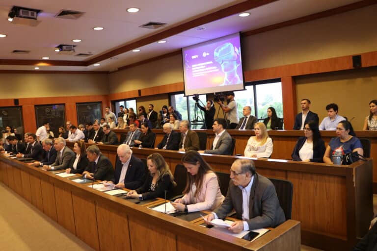 Referentes regionales debatieron sobre innovación, productividad y educación en la UIP