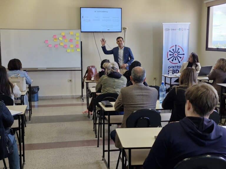 SBDC San Lorenzo desarrolló taller sobre ventas y estrategias de marketing con enfoque 360°