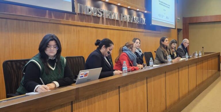 Presentaron estrategia para sumar al sector industrial en políticas de niñez