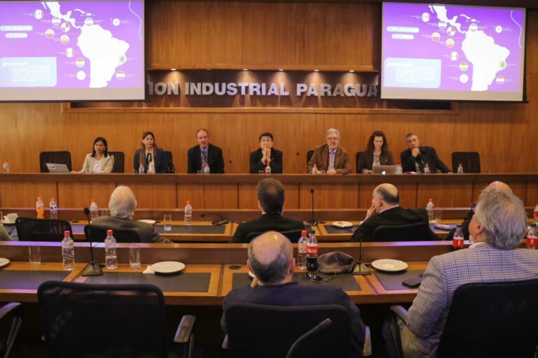 Presentan anteproyecto de sistema de transporte masivo para Gran Asunción
