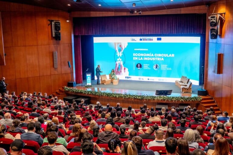 Paraguay se posiciona con negocios e innovación sostenible en FEPY 2025